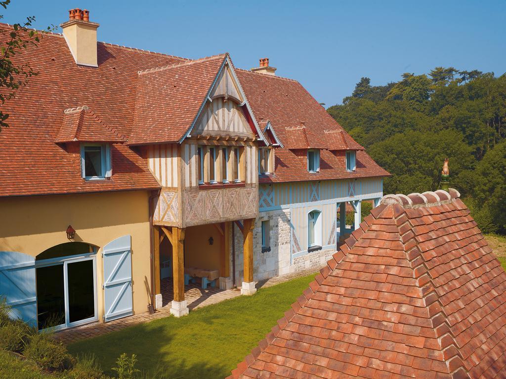 La porte bleue Trouville-sur-Mer Extérieur photo